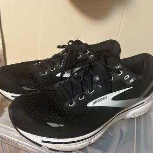 Brooks Black and Gray Athletic Shoes
